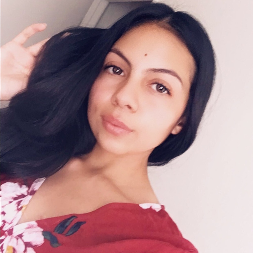 Meet your Posher, Jazmin